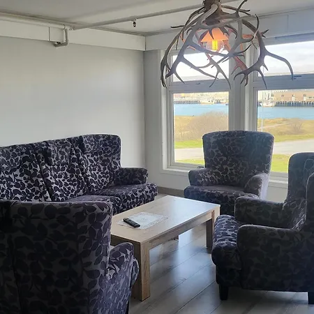 Varanger Fjordhotell 게스트하우스 벧소