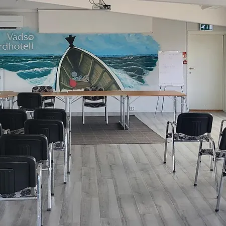 Konukevi Varanger Fjordhotell *